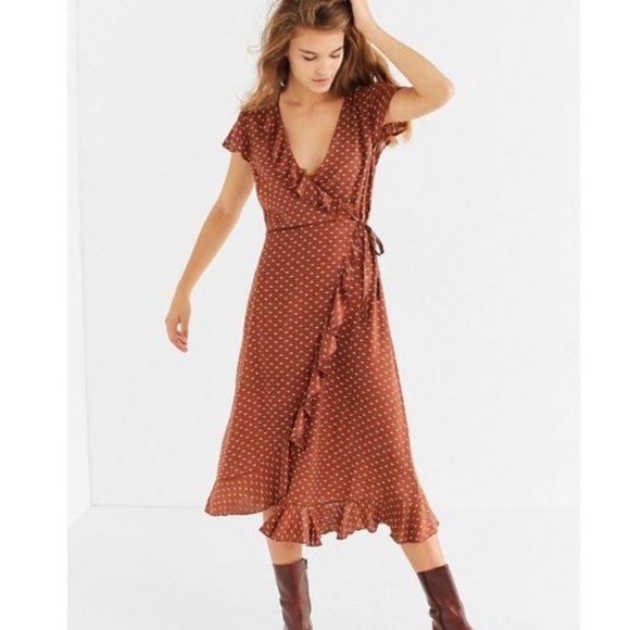 Kimchi Blue Dresses & Skirts - UO Kimchi Blue Size M Brown Ruffle Wrap Dress